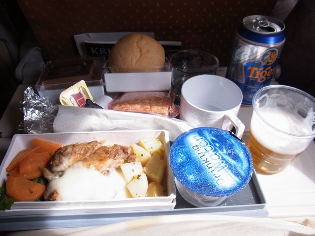 付け合わせも、チキン（白ワインソース）も、おいしかったです！<br />ちょっと塩味強かったけど、それがタイガービールにぴったり★