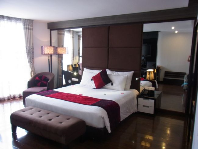 ワオ！ジュニアスイート！<br /><br />とてもすてきだったけど、バスタブがなくて、残念。