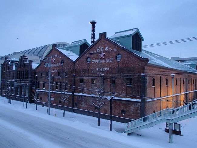 ちょっと休憩した後は<br />サッポロファクトリーへ。<br />ビールとクリスマスツリー目的で行きました。