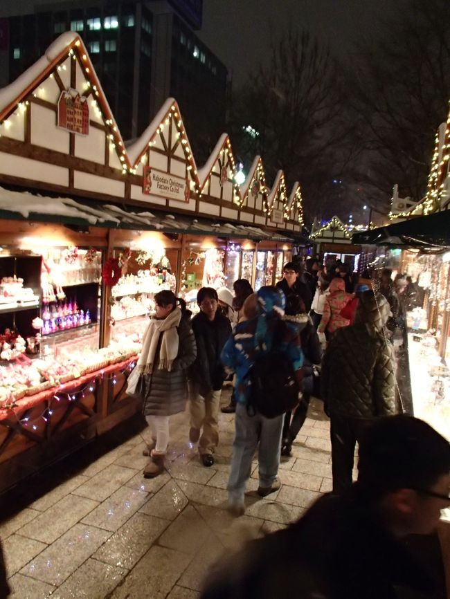 こちらも大変楽しみにしていたクリスマス市です。