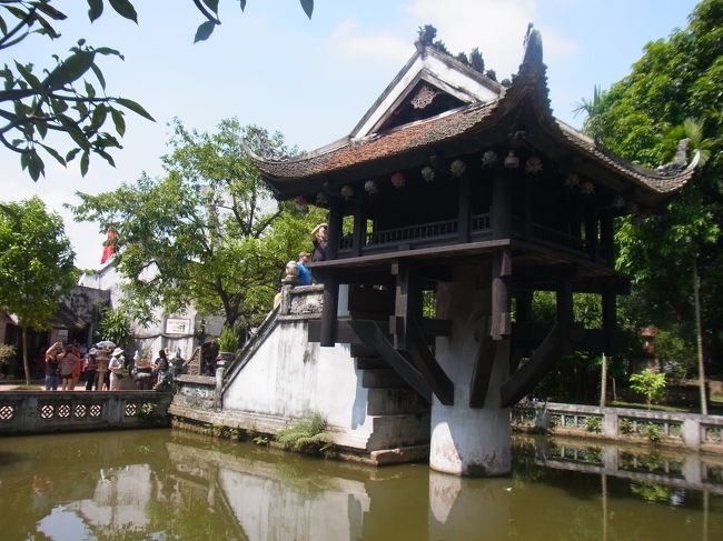 一柱寺<br />とても混んでいました。<br />ベトナム人も多かったように思います。