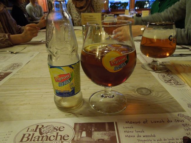 最後の夕食。<br />フリーだったの、添乗員さんとご一緒に、グラン・プラスに食べに行きました。