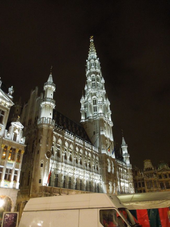 ライトアップされてます。