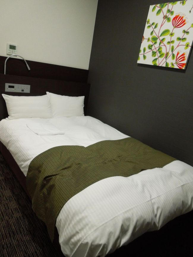 ６日間のベルギーの旅、これで終了です。<br />ベルギー、また訪れたい国の一つとなりました。<br />春先の花が咲いている時期でもいいですね。<br /><br />食事は、本当にどれもハズレが無かったです。<br />チョコ好きには、たまらない国でした。<br />今回のベルギーの旅行記もこれで終わりです。<br />