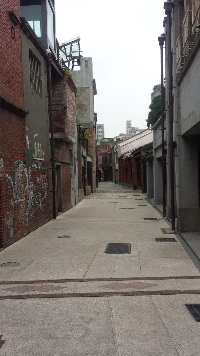 日本の女子が好きそうなオサレ感。<br /><br />雑貨屋さんとかカフェとかしたら<br />繁盛しそうー。