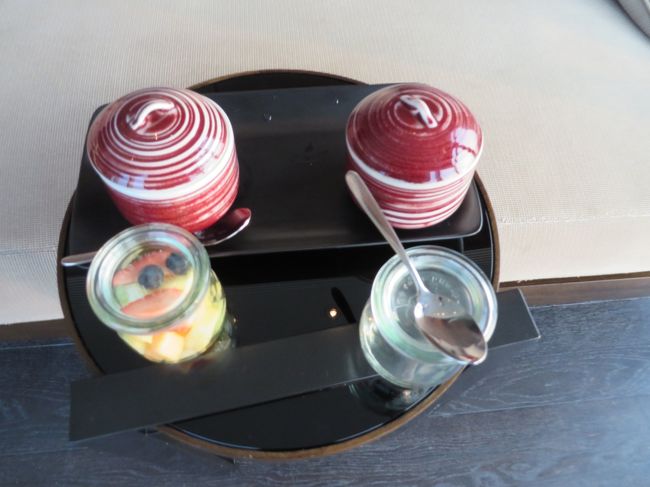 終了後に、お茶とフルーツが出されました。