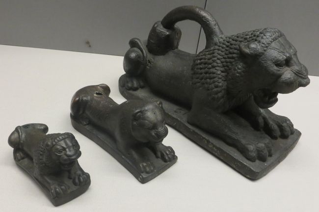 【希少作品】石彫「全知の目」像 紀元前3000年 古代シリア・テル・ブラック 希少作品】石彫「全知の目」像 紀元前3000年 古代シリア・テル