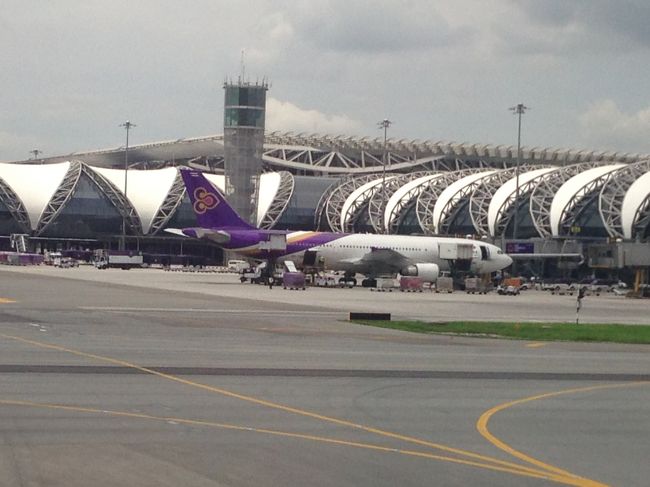 着きました　バンコク！<br />ハノイから、初TGのフライトでした。