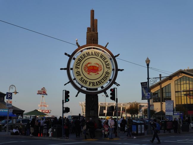 ケーブルカーに乗ってフィッシャーマンズワーフに到着しました。