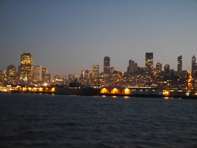 サンフランシスコの街がだんだん近づいてきました。