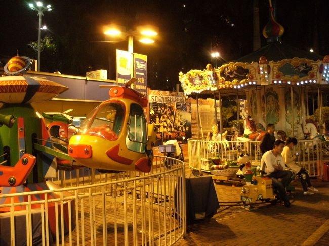 このあと天佑城の中に入ってるスーパー ＴＥＳＣＯ の３Ｆで音楽コーナーを見つけるが 置いてあるのはＤＶＤばっか。<br /><br />探すの や〜めた