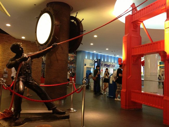 フードコートがあるフロアのテーマは、サンフランシスコ