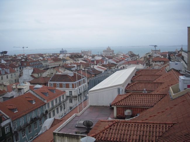 リスボンの街が見渡せます。<br />海側。