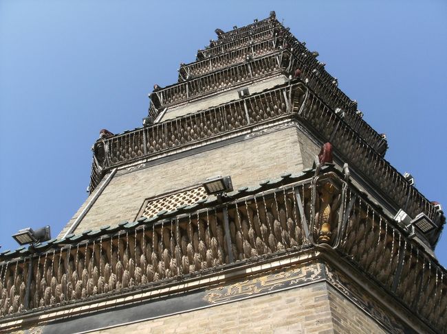 欲を言えば金を払ってでも上層に上りたかったな...<br /><br />文塔は残念ながら中へは入れない。