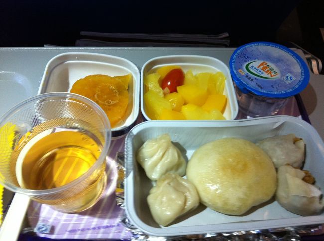 中国東方航空の機内食は微妙！