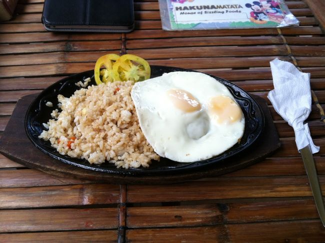 翌日の朝食です。