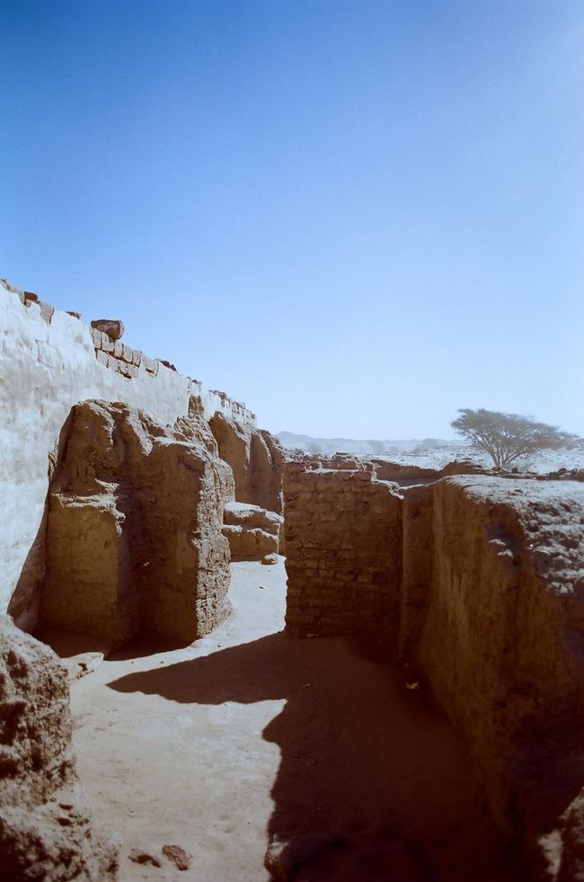 とても古いキリスト教会跡。