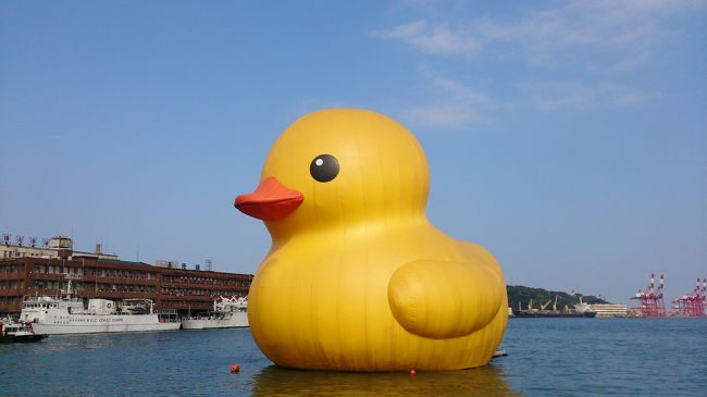 大晦日の朝、基隆港にラバーダックを見に行きました。