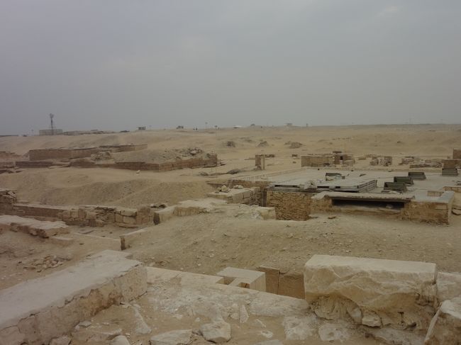 隣接してあるのは葬祭殿。