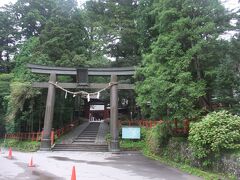 下野国の一宮「日光二荒山神社」
沼津の自宅を3時半ごろ出たら7時前に着いてしまいました。駐車場で仮眠をとってから参拝です。