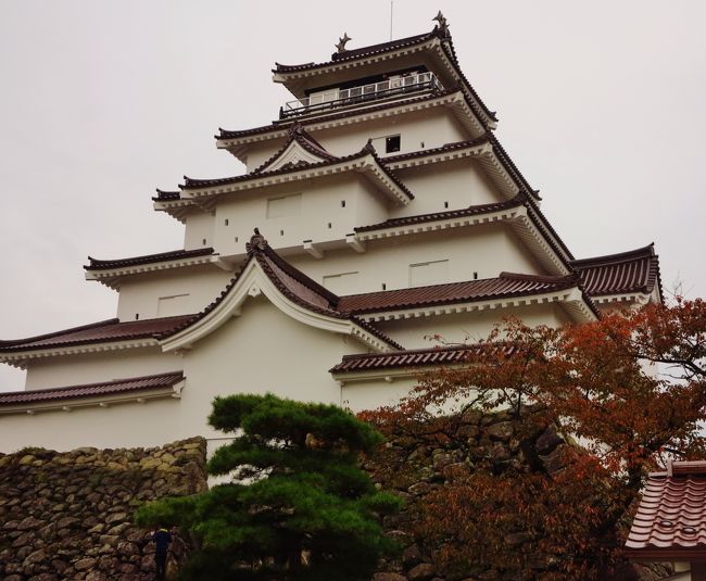 会津若松/若松城跡・鶴ヶ城公園に天守蘇り ☆旅行記2500冊 会津若松/若松城跡・鶴ヶ城公園に天守蘇り ☆旅行記2500冊