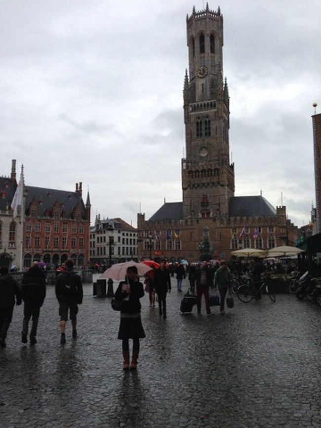 ホテルチェックイン後は町歩き開始。まずはマルクト広場。