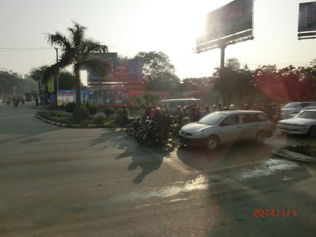 ヤンゴンとは印象が違います。