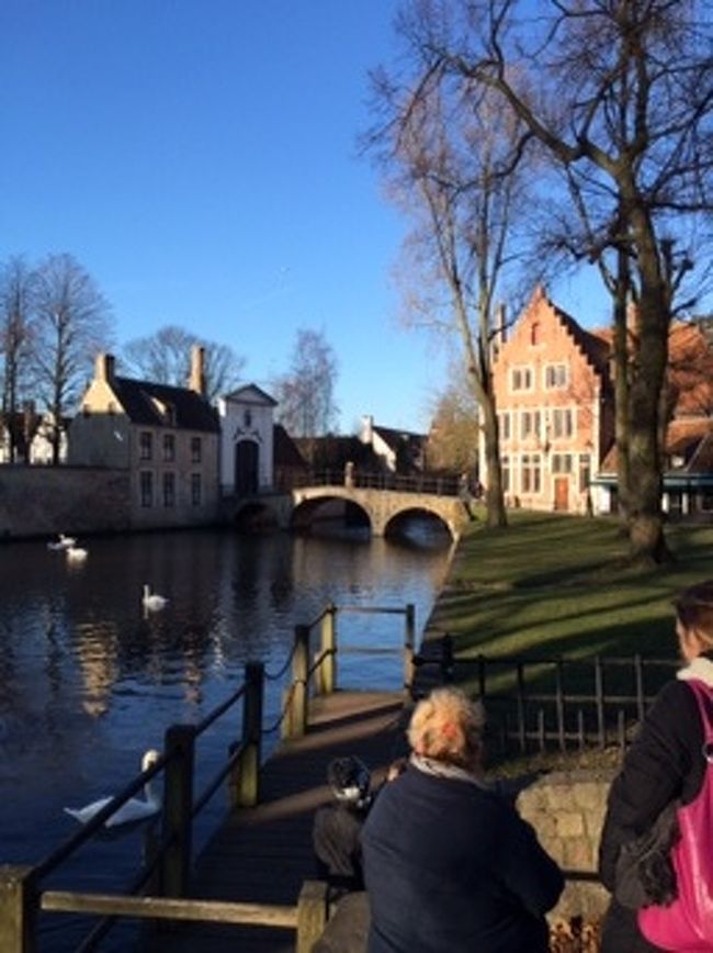 どこを歩いてものどかで癒されます。<br />本当に大好きな街、ブルージュ。