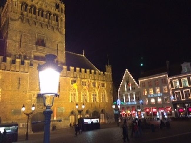 何度も夜の街へ繰り出しました