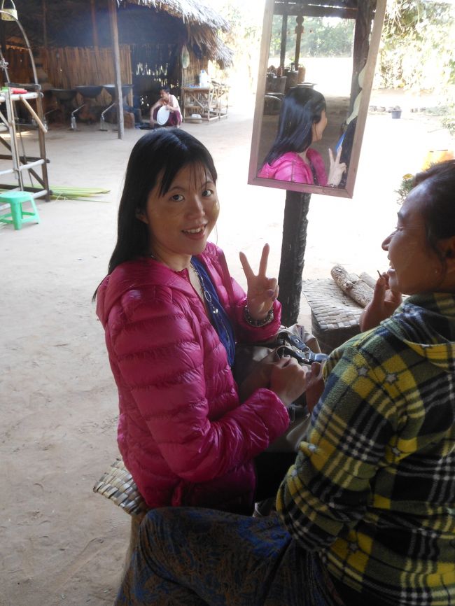 塗ってもらいました♪今日のは葉っぱだ！！器用だね〜素敵なデザインどうもありがとう(^_^)v