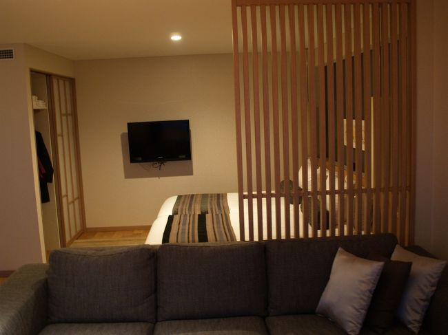 今から見た寝室。のんびり出来そうだ。