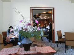 昼食もホテル内にあるレストラン
カフェカリフォルニアで。