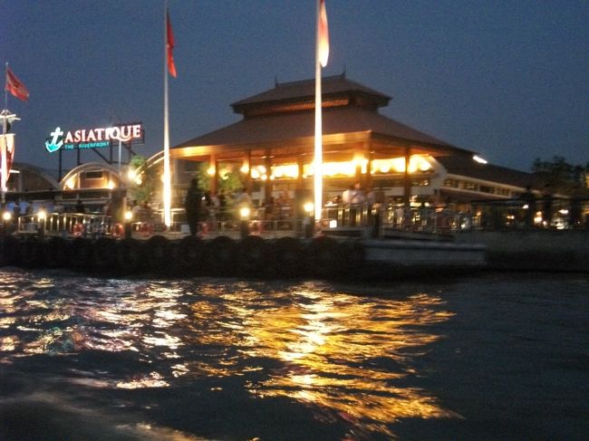 バンコク：アジアティーク・ザ・リバーフロント