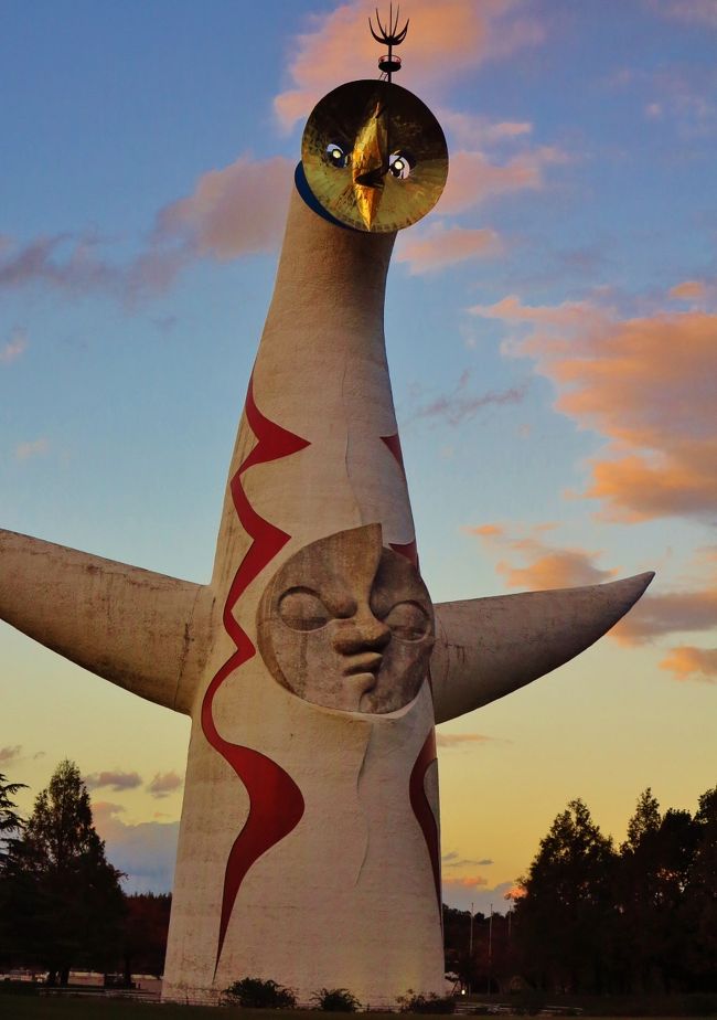 万博公園-1 太陽の広場・月の世界も 懐旧の散歩 ☆太陽の塔は悠然と