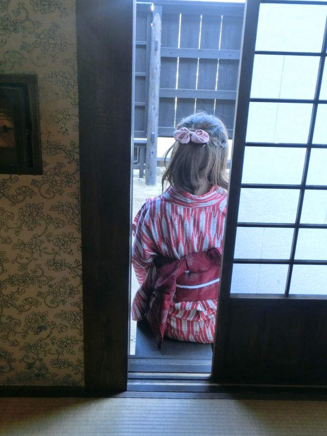 はいはい次に参りましょうｗ<br />って全然出島の写真ないし(T_T)<br />気持ちよくモデルになっただけで終わってしまった…。<br />ここカピタン部屋とか出島再現模型とか体験ゾーンとか色々あるので<br />時間がある方は是非ぜひ見てみてください