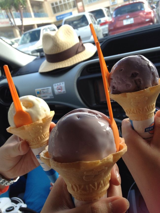 アウトレットへ行き、沖縄の友達にも会えました(^^)<br />やっぱり沖縄の締めはブルーシール♪<br />紅芋のアイスやっぱり美味しすぎます！