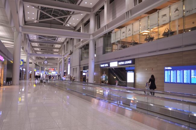 21時を過ぎると閑散とする仁川国際空港の保安区域。
