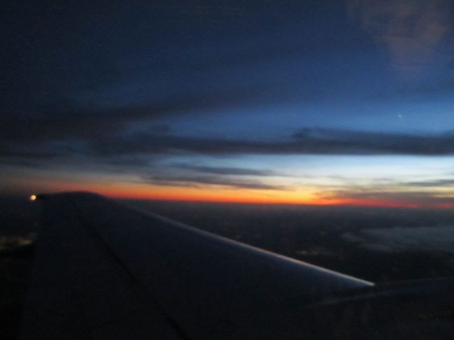 遅れたおかげで、夕暮れの空を見ることができました。