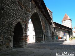 塔の広場付近の修道女の塔へ。
1.5ユーロ（タリンカードで無料）