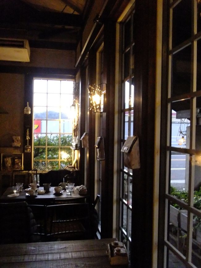 入り口 はいって右側の様子