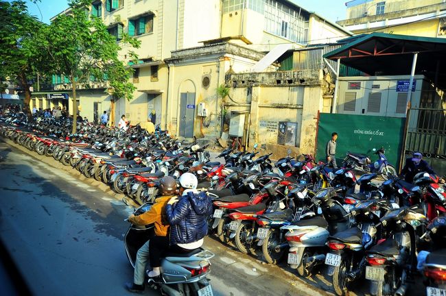 通勤・通学時間帯が過ぎれば、<br />こうなります。<br />