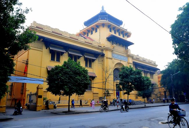 ハノイ総合大学。