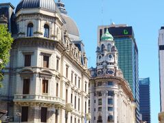 なんとなくパリにあるような建物。建物を見ると、19世紀後半から２０世紀初頭のアルゼンチンは高揚していたんだということが伝わってくる。