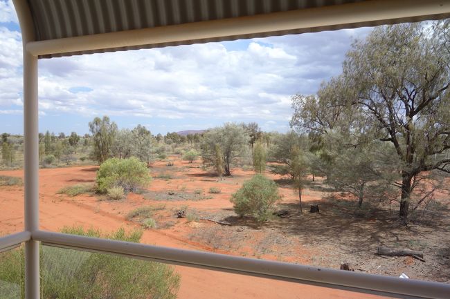 ベランダからウルル見えるし!!!