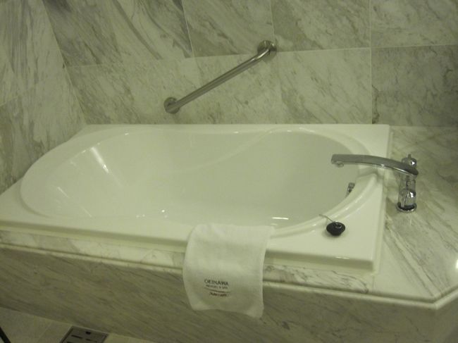 バスタブの広さはまあまあ（旦那しか使用せず）