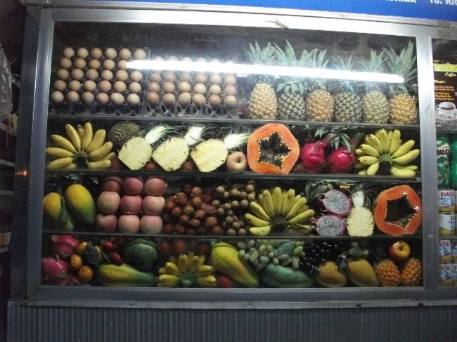 シェムリアップ：生フルーツジュースのお店