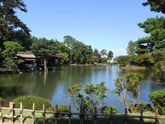 ランチ後は、そのまま歩いて兼六園に向かいました。

岡山の後楽園に続き、今年は日本三名園のうち２つを制覇しました。