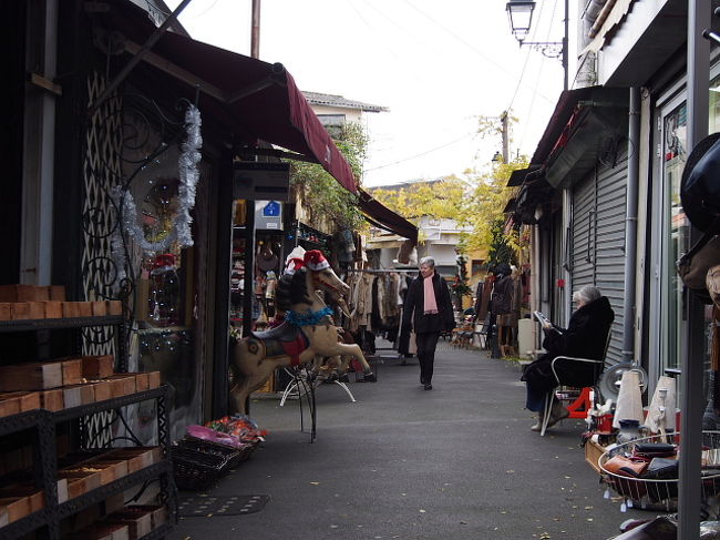 ごちゃついた通りやら・・