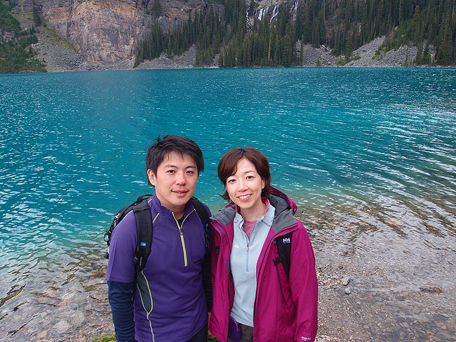 E夫妻。<br />14:30ごろから肌寒くなったので、嫁さんのみレインジャケットを羽織る。<br />雨じゃないけどレインウェアを利用する理想例。