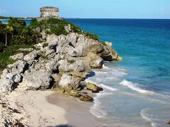 トゥルム遺跡（Tulum）。

■ 関連記事 ■
8日目） トゥルム遺跡, 海賊船クルーズ
http://4travel.jp/travelogue/10844845